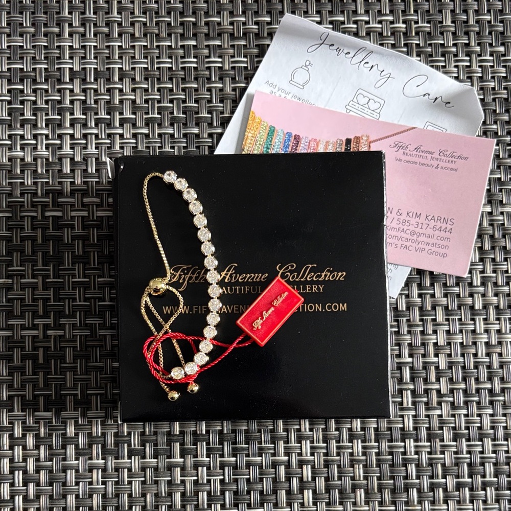 Fifth Avenue Collection Gold Bracelet